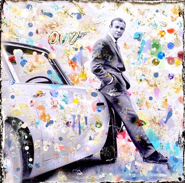 4322JamesBond50x50